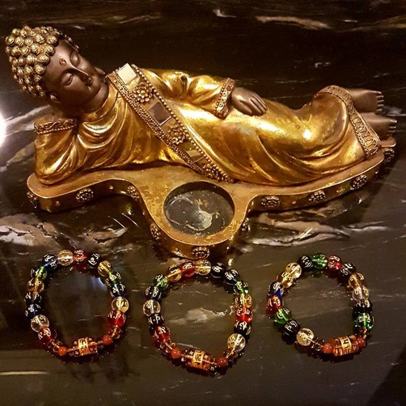 Feng Shui Mantra bracelet Blessed in Temple - Picture 2 of 2